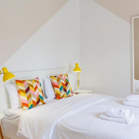Psirri Place Economy Apartments Centrally Located Athens Exterior photo