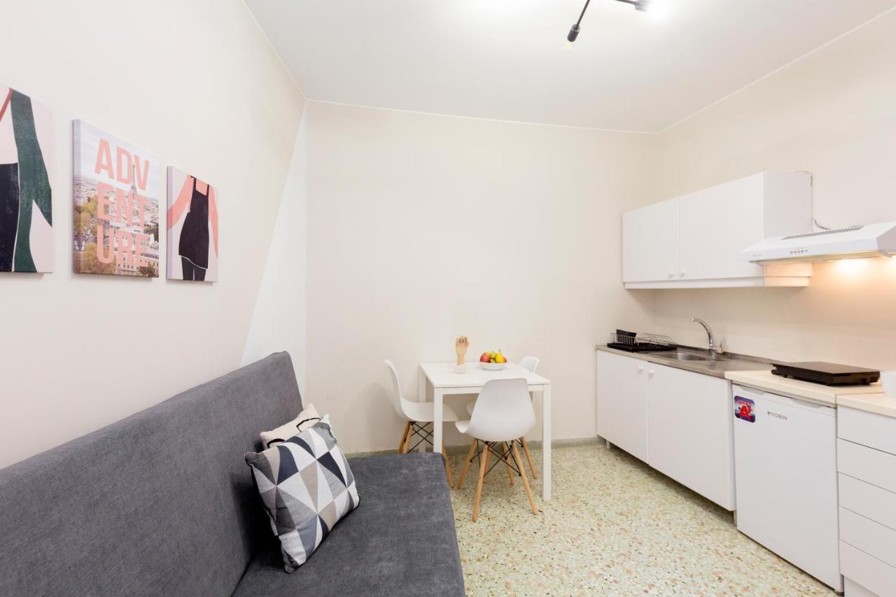 Psirri Place Economy Apartments Centrally Located Athens Exterior photo