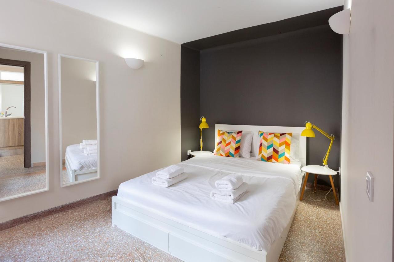 Psirri Place Economy Apartments Centrally Located Athens Exterior photo